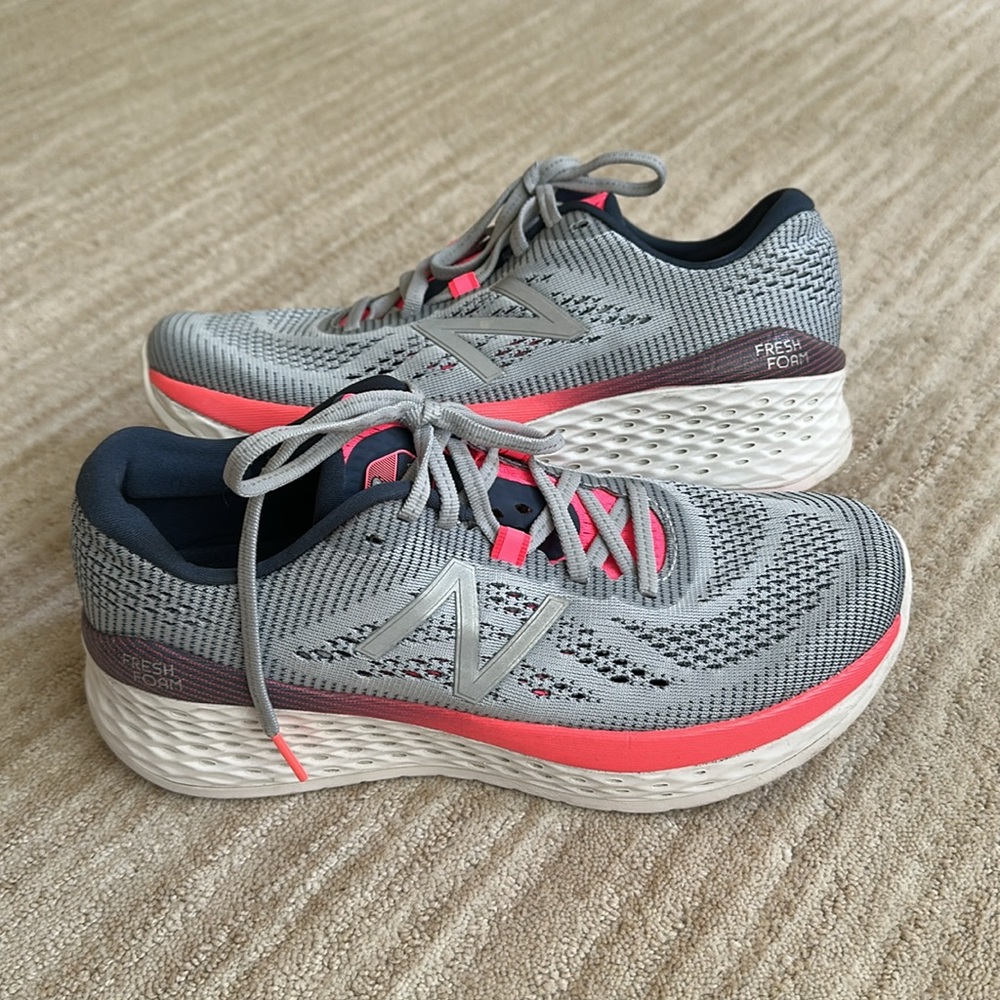 New Balance Wmorgc Light Cyclone/Reflection/Guava Running Shoes Sneaker Size 8